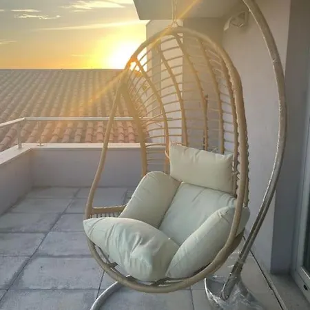 Luxurious Seaside - Garden - Ping Pong Table - Near Porto Lejlighed *