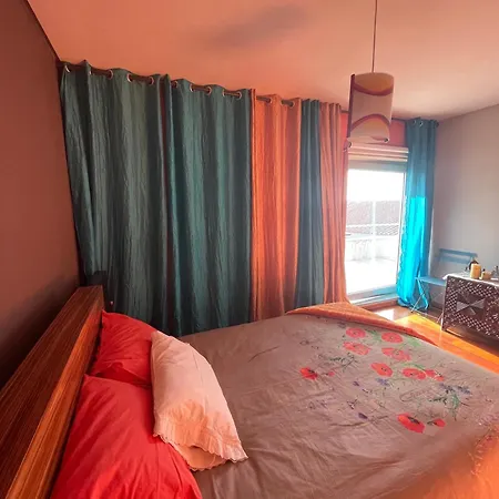 Luxurious And Spacious Ensuite And Lounge With Ping Pong Table - Perfect To Rest Near The *