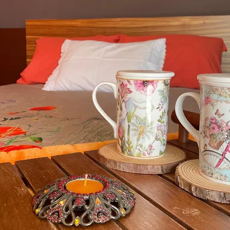 Spacious Ensuite And Lounge - Perfect To Rest Near The * Lavra