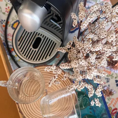 Luxurious And Spacious Ensuite And Lounge With Ping Pong Table - Perfect To Rest Near The