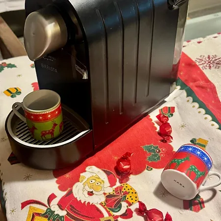 Luxurious And Spacious Ensuite And Lounge With Ping Pong Table - Perfect To Rest Near The * Лавра