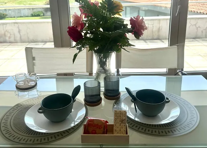 Luxurious And Spacious Ensuite And Lounge With Ping Pong Table - Perfect To Rest Near The *